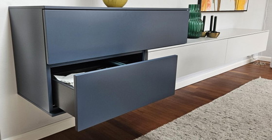 Image 1 of Groot Interstar design wandmeubel (405,5 cm) – Silver Laqué, Kosmos Blauw & Noten
