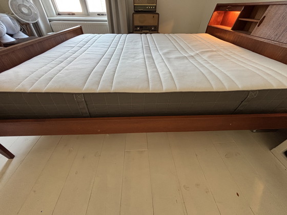 Image 1 of Letto danese di design del Medioevo