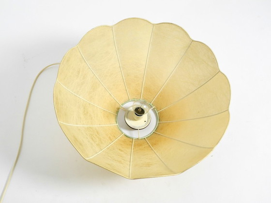 Image 1 of Bellissima lampada a sospensione Cocoon moderna di metà secolo