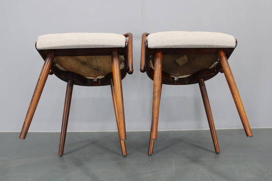 Image 1 of 1960 Antonin Suman Ensemble de six chaises de salle à manger en hêtre, restaurées