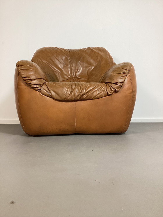 Image 1 of Cognac lederen fauteuil jaren’70 italiaans
