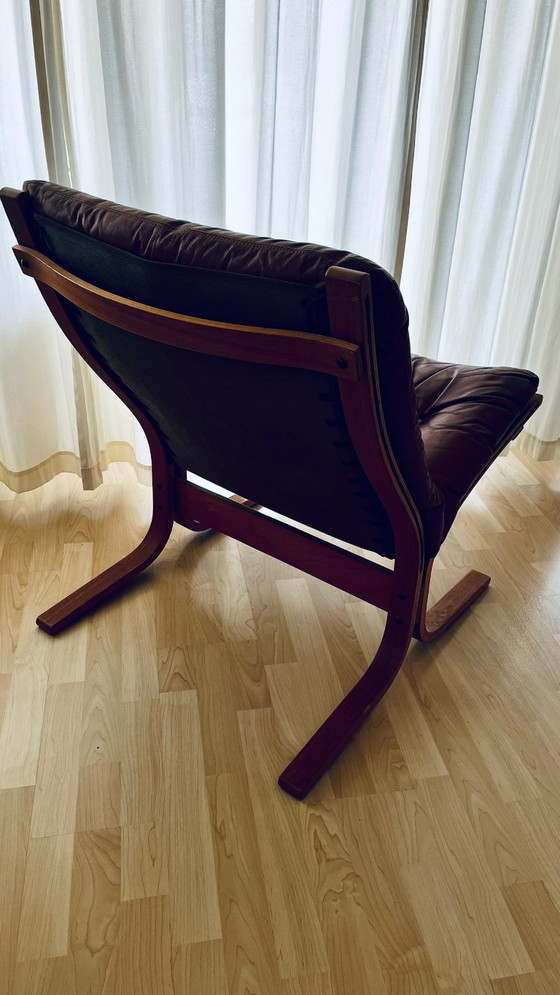 Vintage Westnofa Siesta Chair by Ingmar Relling – Norwegian Design Classic – Armchairs, Wood, Leather (photo 2 of 5)