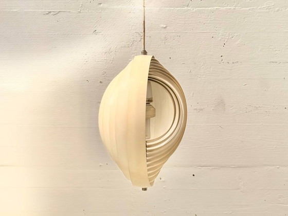 Image 1 of Lampada a sospensione vintage Moon di Verner Panton per Louis Poulsen, anni '60.