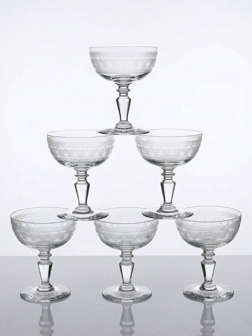 Set of 6 Antique Fine Crystal Champagne Glasses with Engraved Star Design, 19th-20th Century