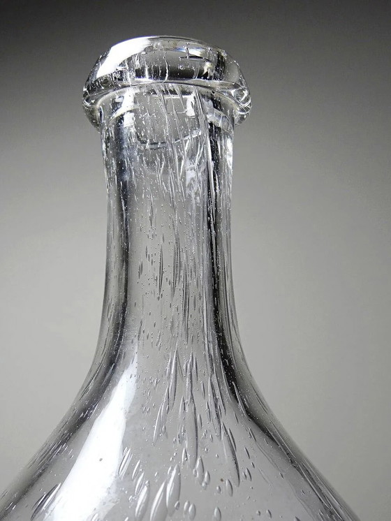 Grande bottiglia antica in vetro soffiato con bolle, inizio XX secolo. – Bicchieri e caraffe, Cristallo (photo 11 of 16)