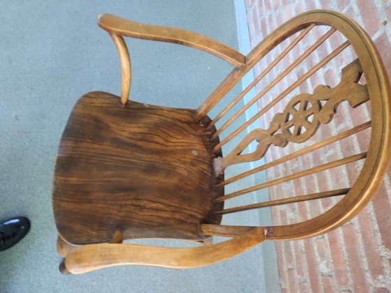Image 1 of Windsor chair, antique