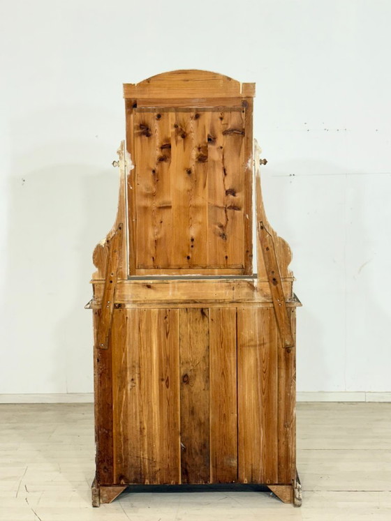 Image 1 of Tocador antiguo de pino con espejo incorporado / finales del período Biedermeier, circa 1900