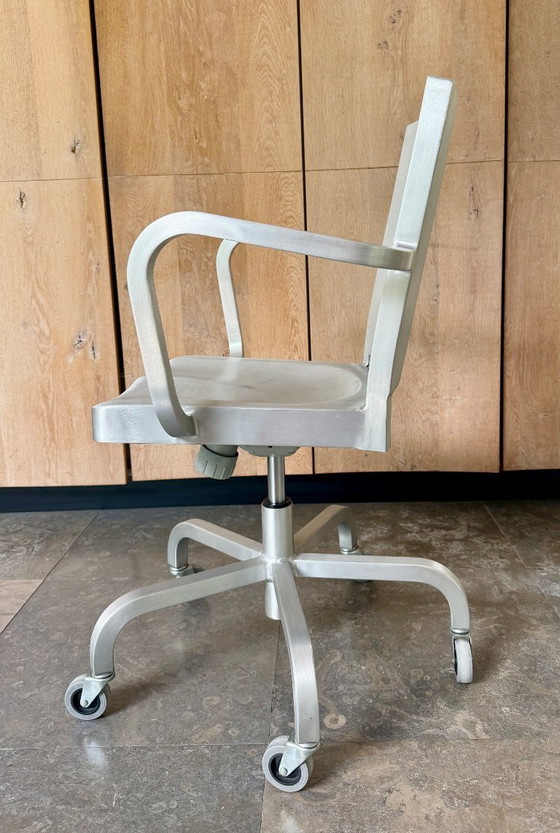 Image 1 of Bureaustoel Hudson Swivel Chair Emeco, ontwerp Philip Starck