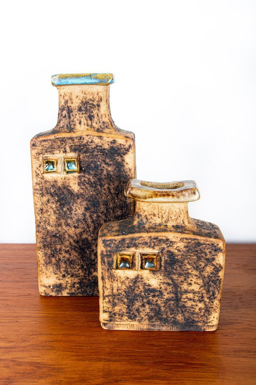Pair of Swedish Brutalist-style stoneware vases with enameled necks by Curt Magnus-Addin 1960.