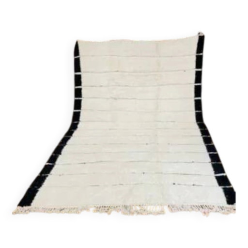 Tappeto berbero bianco a righe nere