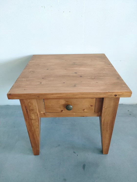 Vintage set robuust grenen houten lampentafels bijzettafels koffietafels (evt Nachtkastjes) – Wood (photo 8 of 15)