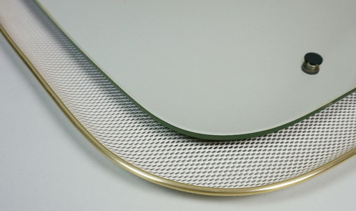 Wunderschöner Wandspiegel im Mid-Century-Modern-Stil der 1950er Jahre mit Drahtgeflechtrahmen und Messing