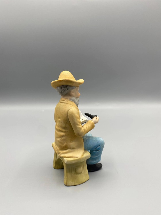 Biscuit figurine, old man sitting reading with pipe, polychrome, country style – Sculpture (photo 4 of 5)