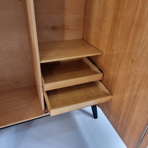 Image 1 of Vintage walnoten garderobekast, 1970