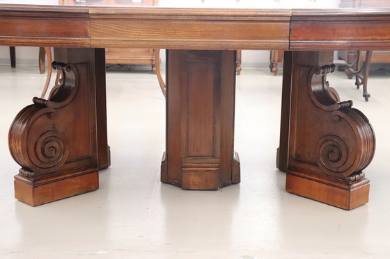 Image 1 of 19. Jahrhundert Oval Nussbaum ausziehbar Esstisch, Länge Mt 7,80