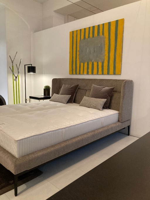 Wittmann Joyce Niche bed with Sandmann De Luxe Pocket mattresses