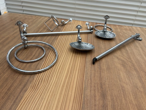 Bathroom set