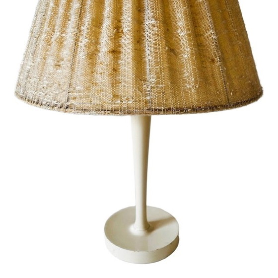 Image 1 of Lampe de table rétro danoise en bois 1960