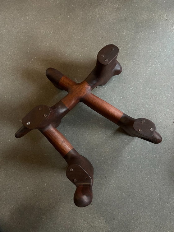 Image 1 of Unieke Casey McCafferty Salontafel | Geolied Notenhout & Travertijn | Handgemaakt