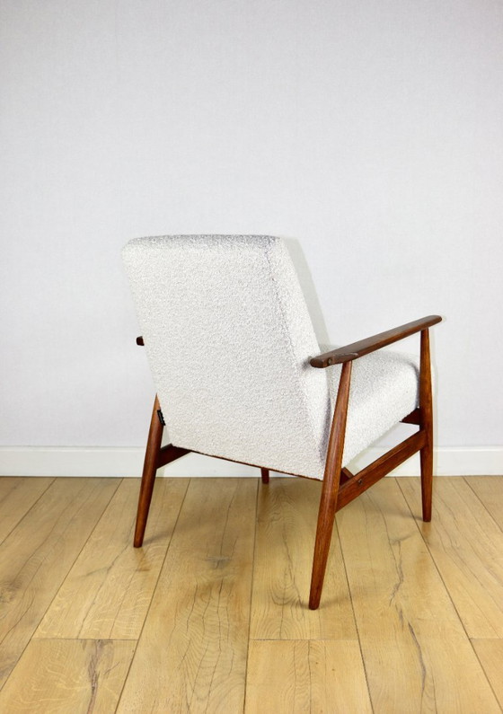 Image 1 of Fauteuil vintage en boucle blanc ivoire à motif renard, années 1970