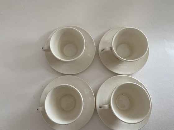 Image 1 of Cesta de porcelana Salem, fabricada en EE. UU. aproximadamente en 1950.