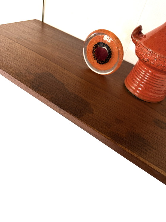 Image 1 of Ensemble de 2 étagères murales vintage en teck des années 60