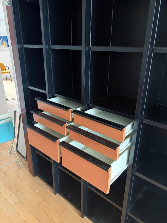 Interlübke Duo Peter Maly shelf wall – room high, black/orange | Design classic – Bookcases, Wood (photo 7 of 8)