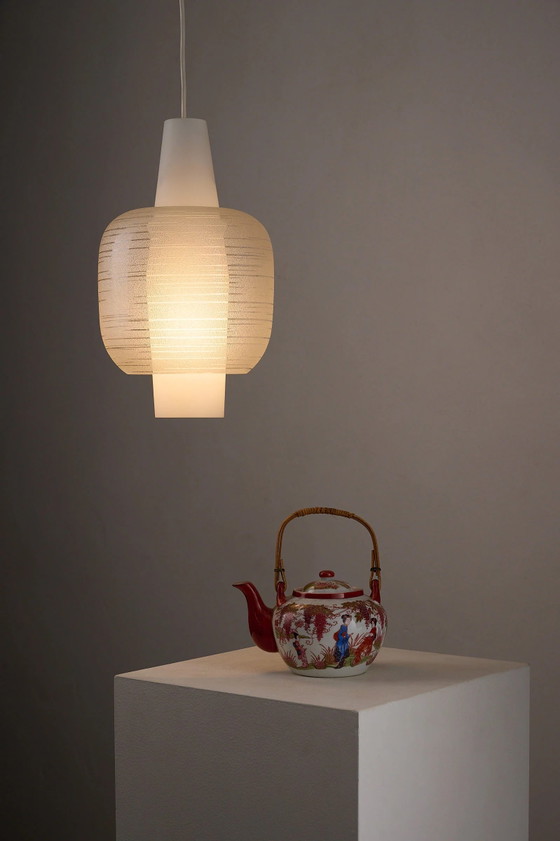 Lampada a Sospensione in Vetro Ghiaccio con Diffusore in Opalina, Plafoniere, Cromo, Bianco (foto 8 di 9)