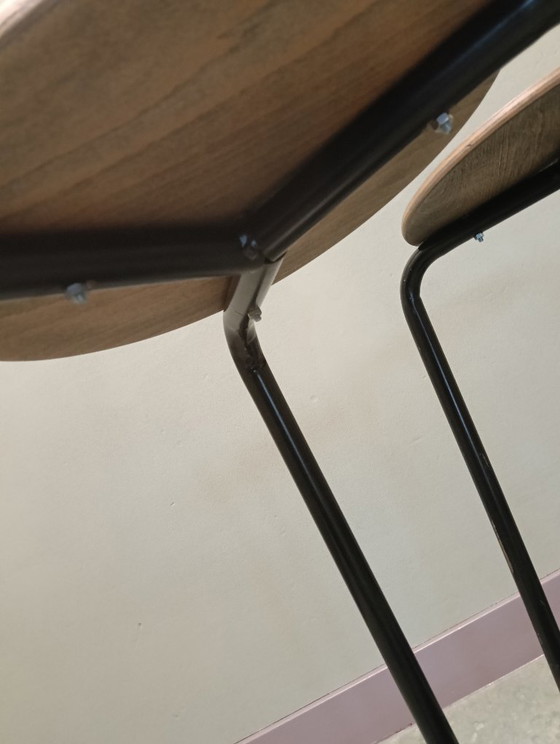 Sgabello industriale impilabile (4) – Sgabelli, Metal (photo 9 of 18)