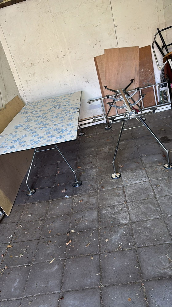 Image 1 of Italiaans Vintage Design Bureau Glazen Tafel Tecno Nomos by Norman Foster