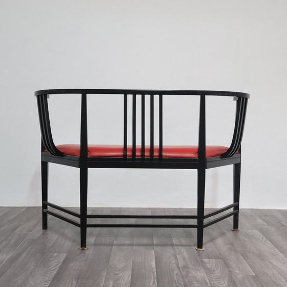Image 1 of POSTMODERNES SOFA, ERNEST ARCHIBALD TAYLOR ZUGESCHRIEBEN
