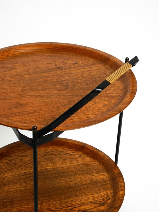 Image 1 of Schöner klappbarer Mid-Century Modern Servierwagen mit abnehmbaren Teak Pagholz Tabletts