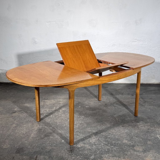 Nathan Extendable Oval Dining Table, 1960s – eettafels, Wood