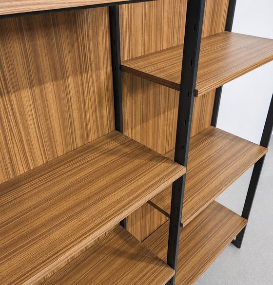 Mueble modular de pared Meurop, Bélgica, décadas de 1960-1970. – Estanterías de pared, Metal (photo 8 of 9)