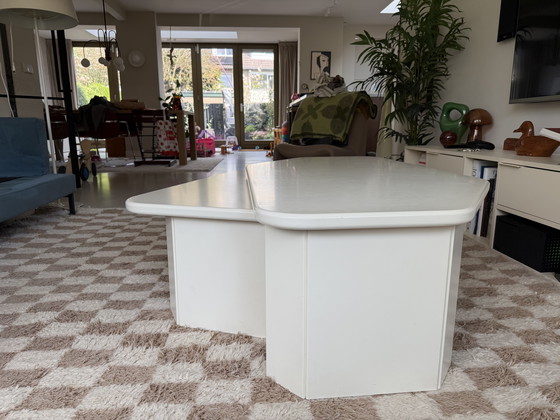 Image 1 of Vintage extendable coffee table