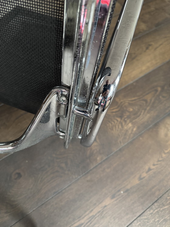 Image 1 of Vitra Eames AE116 netwave