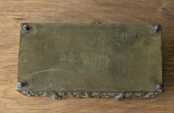 Image 1 of Caja de bronce de principios del siglo XX
