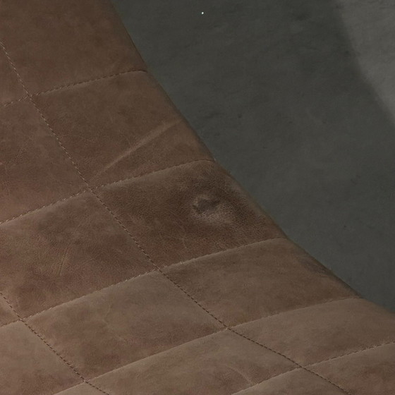 Image 1 of Leolux Volare armchair with ottoman