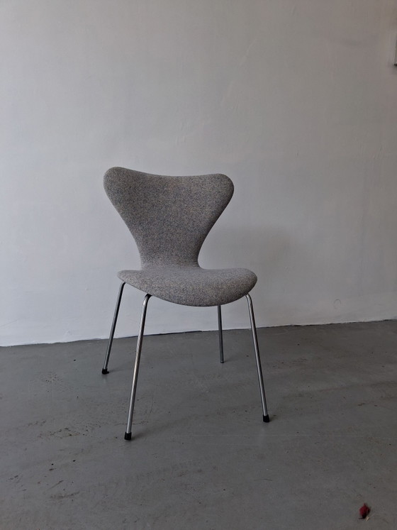 4x Fritz Hansen Butterfly Chair, Dining chairs, Chrome, Wool, Creme (photo 3 of 6)