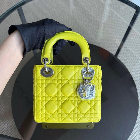 Image 1 of DIOR LADY MINI - CANNAGE LAMSLEER GEEL ZILVEREN BESLAG VERSTELBARE BAND