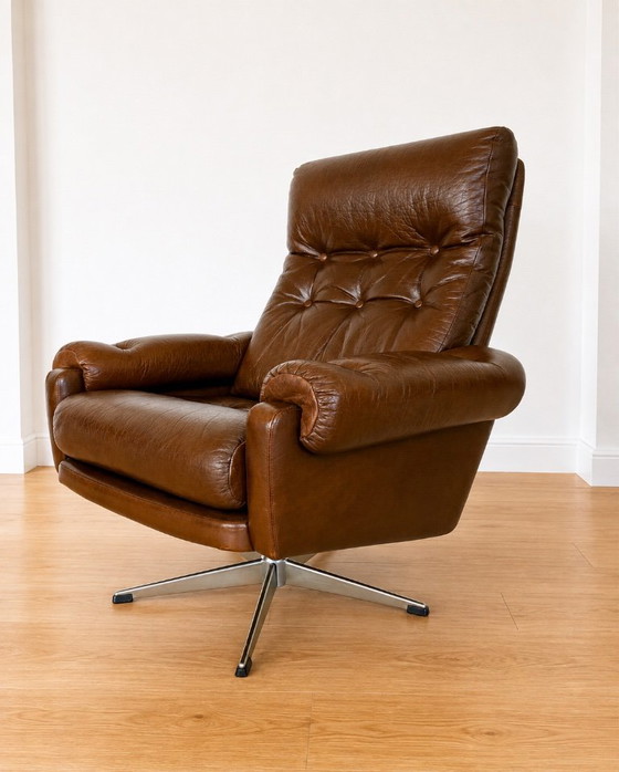 Vintage Danish Mid Century Leather Swivel Chair 1970s – Armchairs (photo 7 of 14)
