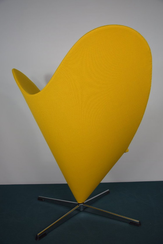 Image 1 of Sedia Heartcone di Verner Panton (Vitra)