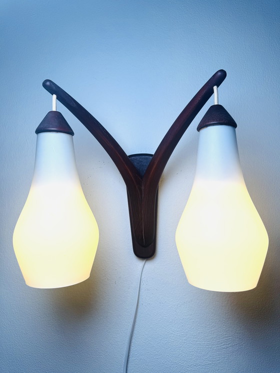 Image 1 of lampada da parete a doppio braccio di UNO & ÖSTEN KRISTIANSSON per LUXUS, SVEZIA, 1960