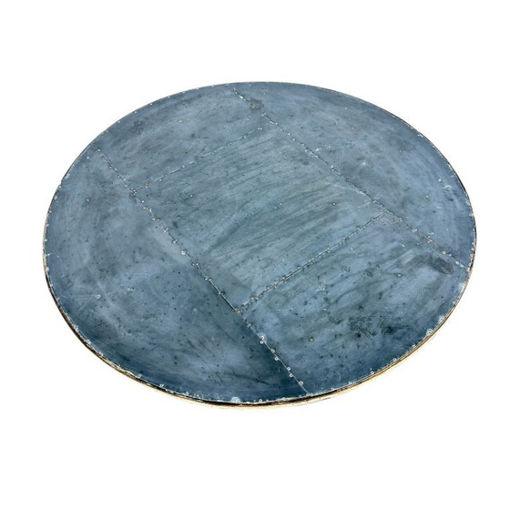Image 1 of Antieke Franse inklapbare wijntafel met metalen blad – rustieke bistrot bijzettafel