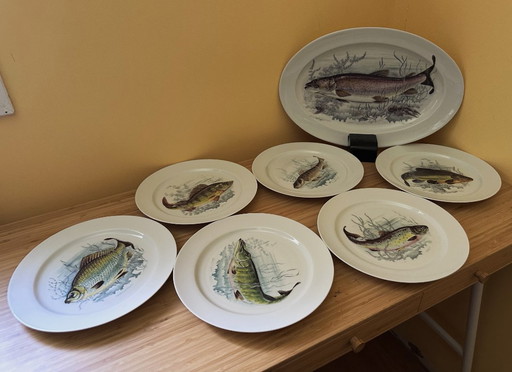 7-teiliges Fischservice – 6 Teller und 1 große Platte – aus Limoges-Porzellan