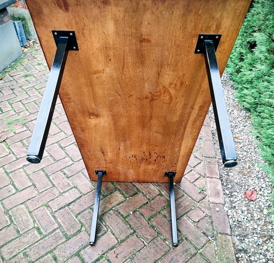 Image 1 of Table basse en bois massif des années 1960