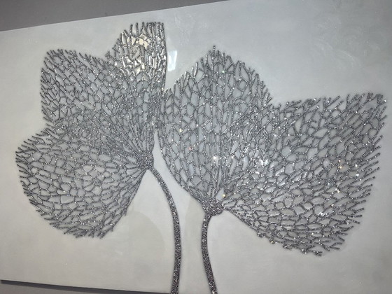 Image 1 of Panel de pared interior Physalis con incrustaciones de cristales.