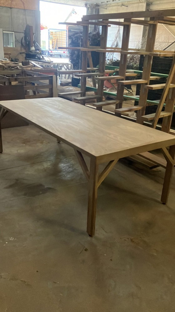 Image 1 of ¡NUEVO! Mesa Afrormosia