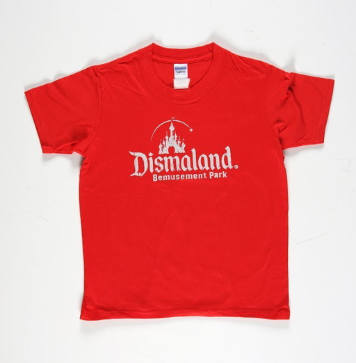 Banksy - Dismaland Bemusement Park Castle Collectible (red) - T-shirt