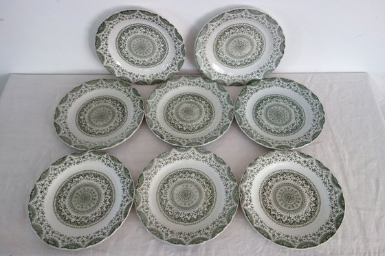 Image 1 of 8 platos llanos de loza
